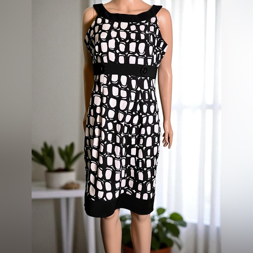 London Times Black & White Sleeveless Dress Size 8 - Picture 3 of 9